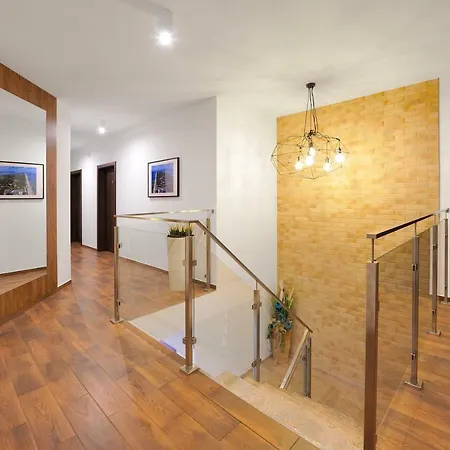 Hotel Villa-alexandra-mielenko