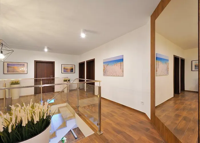 Villa-alexandra-mielenko